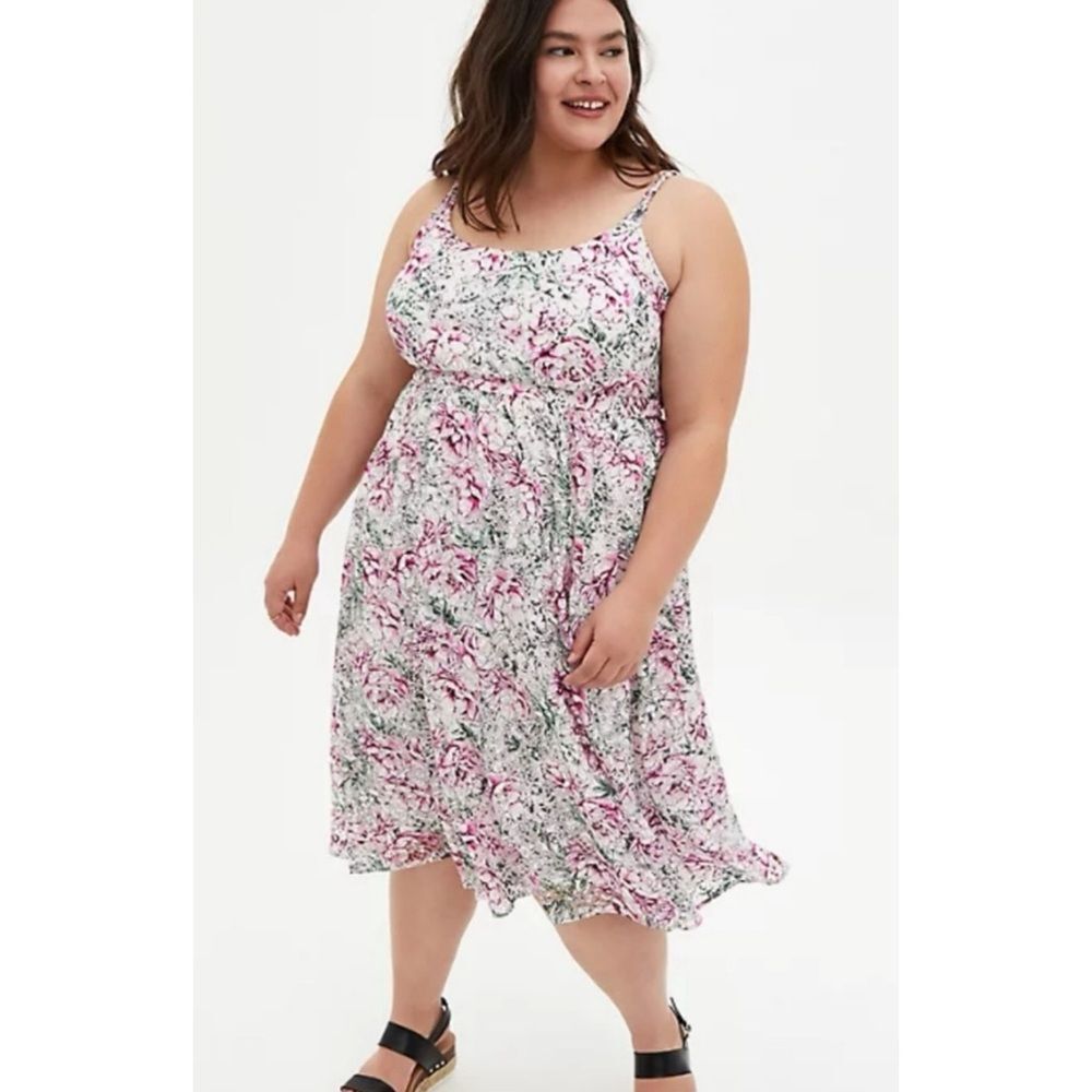 Torrid White Floral Lace Midi Dress Size 4X
